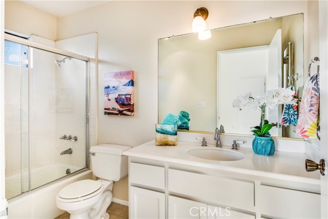 2206 Carnegie Lane, Redondo Beach, California 90278, 2 Bedrooms Bedrooms, ,3 BathroomsBathrooms,Residential,Sold,Carnegie,SB17159322