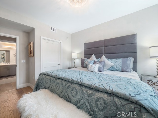 1920 Pacific Coast Hwy, Redondo Beach, California 90277, 1 Bedroom Bedrooms, ,1 BathroomBathrooms,Residential,Sold,Pacific Coast Hwy,PV21152932