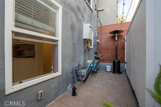 200 Gull Street, Manhattan Beach, California 90266, 3 Bedrooms Bedrooms, ,1 BathroomBathrooms,Residential,Sold,Gull,OC21063409