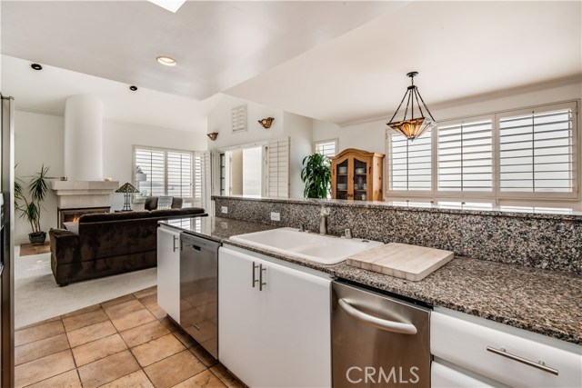 4216 Highland Avenue, Manhattan Beach, California 90266, 3 Bedrooms Bedrooms, ,3 BathroomsBathrooms,Residential,Sold,Highland,SB19276572