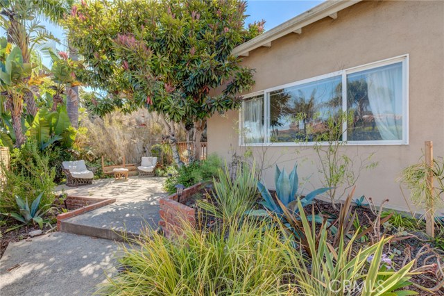 818 11th Street, Manhattan Beach, California 90266, 3 Bedrooms Bedrooms, ,2 BathroomsBathrooms,Residential,Sold,11th,SB20165873