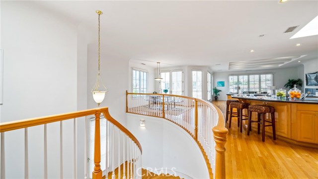 1002 5th Street, Hermosa Beach, California 90254, 5 Bedrooms Bedrooms, ,2 BathroomsBathrooms,Residential,Sold,5th,SB20139034