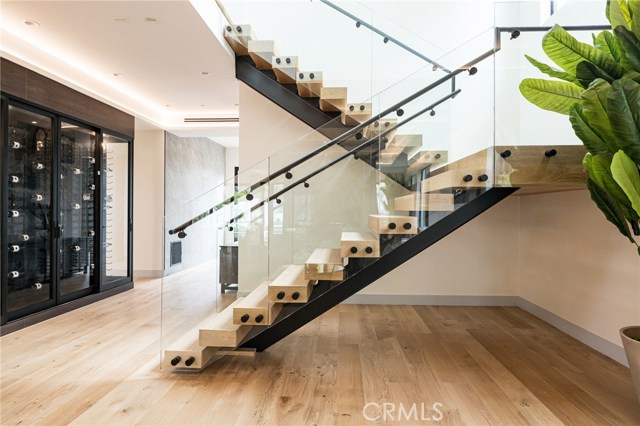 Spectacular Modern Stairway