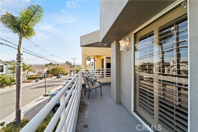 1621 Carver Street, Redondo Beach, California 90278, 3 Bedrooms Bedrooms, ,2 BathroomsBathrooms,Residential,Sold,Carver,SB21022183