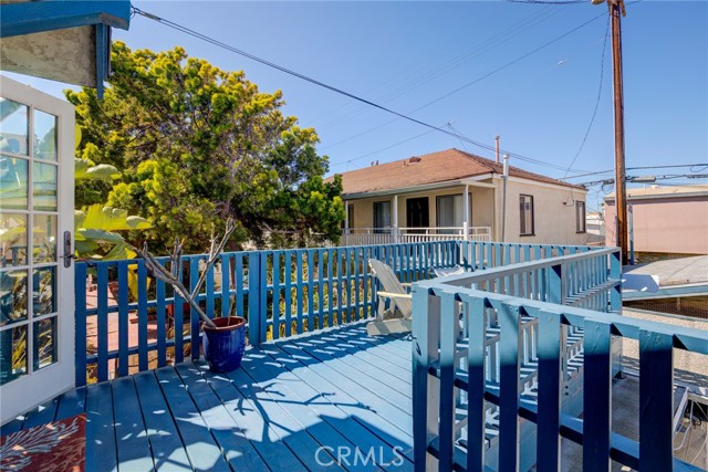 721 Manhattan Avenue, Hermosa Beach, California 90254, ,Residential Income,Sold,Manhattan,SB21062580