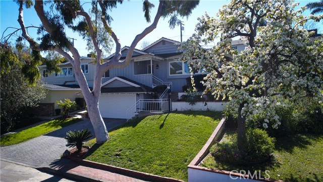 149 Vista Del Parque, Redondo Beach, California 90277, 4 Bedrooms Bedrooms, ,1 BathroomBathrooms,Residential,Sold,Vista Del Parque,PV19039225