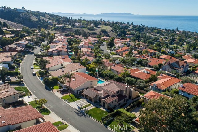 2613 Via Valdes, Palos Verdes Estates, California 90274, 5 Bedrooms Bedrooms, ,4 BathroomsBathrooms,Residential,Sold,Via Valdes,PV17251145