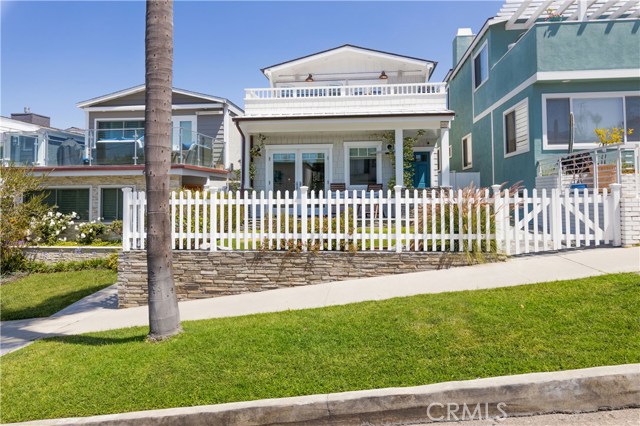 663 longfellow Avenue, Hermosa Beach, California 90254, 3 Bedrooms Bedrooms, ,2 BathroomsBathrooms,Residential,Sold,longfellow,SB20095415