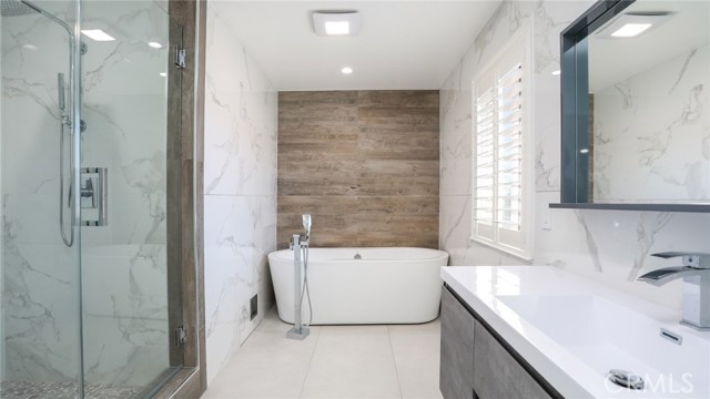 630 Meyer Lane, Redondo Beach, California 90278, 3 Bedrooms Bedrooms, ,3 BathroomsBathrooms,Residential,Sold,Meyer,PV20085973