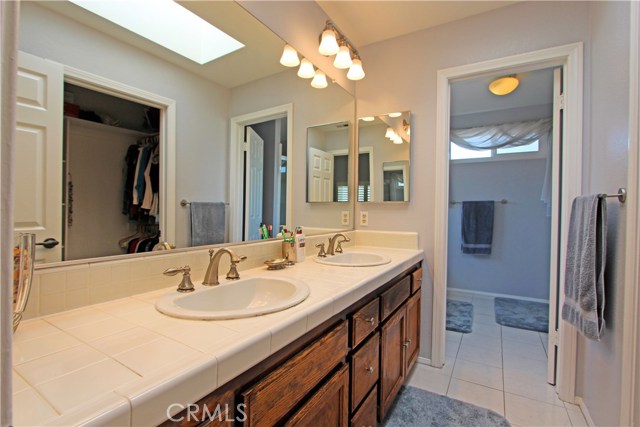 2416 Voorhees Avenue, Redondo Beach, California 90278, 3 Bedrooms Bedrooms, ,2 BathroomsBathrooms,Residential,Sold,Voorhees,PW17063870