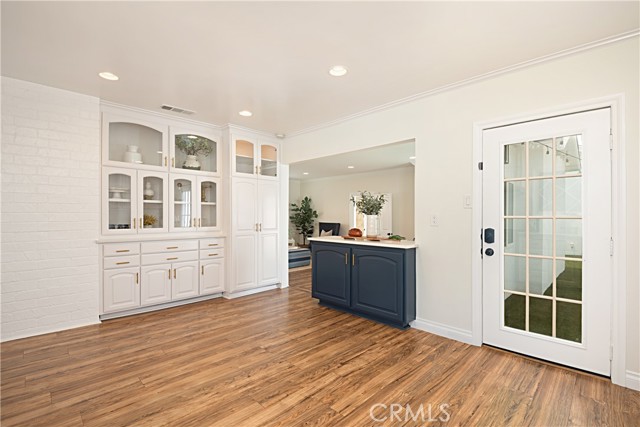 Kitchen to Dining Area