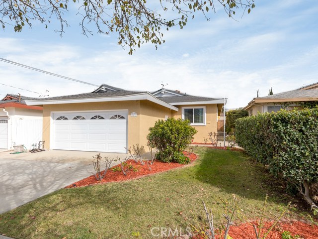 18414 Grevillea Avenue, Redondo Beach, California 90278, 3 Bedrooms Bedrooms, ,2 BathroomsBathrooms,Residential,Sold,Grevillea,SB18047263