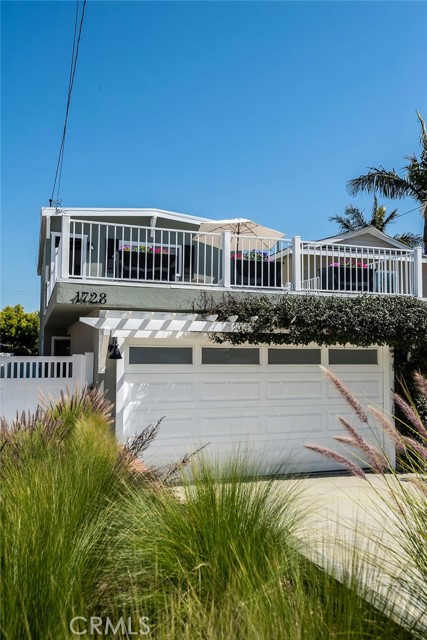 1728 Stanford Avenue, Redondo Beach, California 90278, 3 Bedrooms Bedrooms, ,2 BathroomsBathrooms,Residential,Sold,Stanford,SB21033354