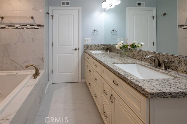 1808 Peninsula Verde Drive, Rancho Palos Verdes, California 90275, 3 Bedrooms Bedrooms, ,2 BathroomsBathrooms,Residential,Sold,Peninsula Verde,SB20131254