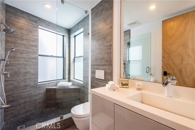 2101 Agnes Road, Manhattan Beach, California 90266, 4 Bedrooms Bedrooms, ,1 BathroomBathrooms,Residential,Sold,Agnes,SB18223005