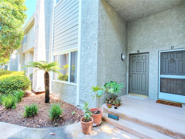 609 Meyer Lane, Redondo Beach, California 90278, 2 Bedrooms Bedrooms, ,1 BathroomBathrooms,Residential,Sold,Meyer,AR17156521