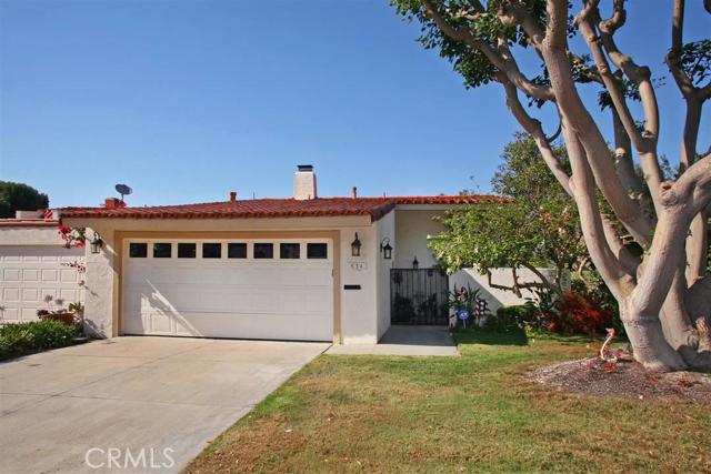Photo of 534 Vista Grande, Newport Beach, CA 92660