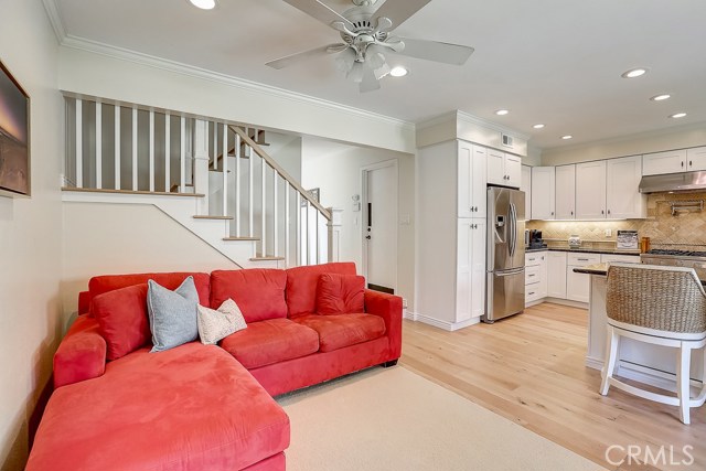 2020 Farrell Avenue, Redondo Beach, California 90278, 4 Bedrooms Bedrooms, ,3 BathroomsBathrooms,Residential,Sold,Farrell,SB20133157