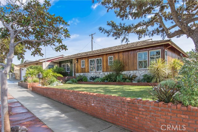 401 Avenue F, Redondo Beach, California 90277, 3 Bedrooms Bedrooms, ,1 BathroomBathrooms,Residential,Sold,Avenue F,SB18031523