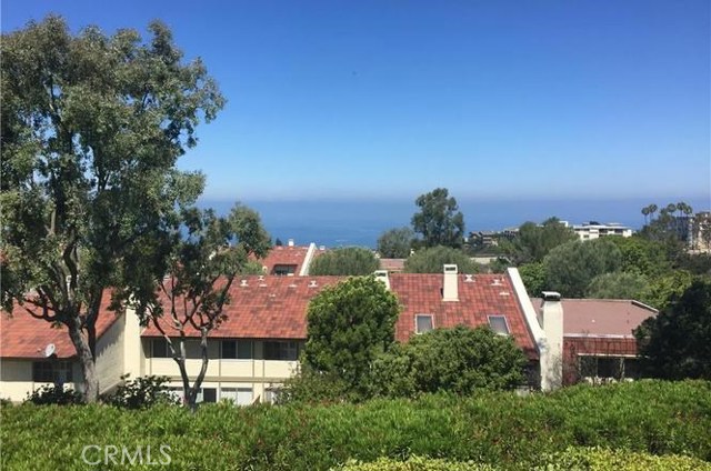 Many fantastic views throughout the Cresta Verde Community