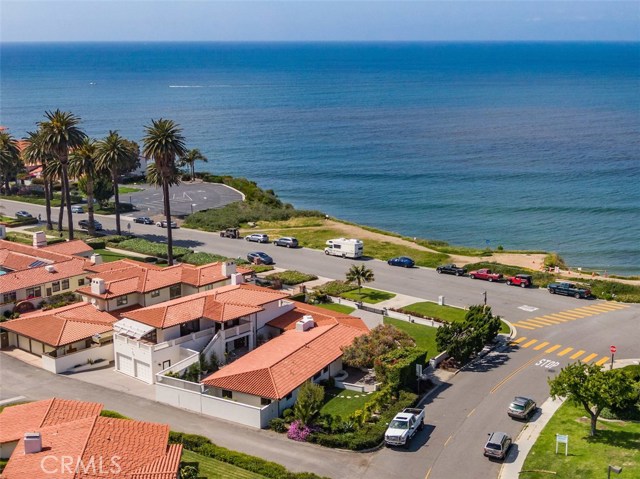 400 Paseo Del Mar, Palos Verdes Estates, California 90274, 5 Bedrooms Bedrooms, ,4 BathroomsBathrooms,Residential,Sold,Paseo Del Mar,SB20183435