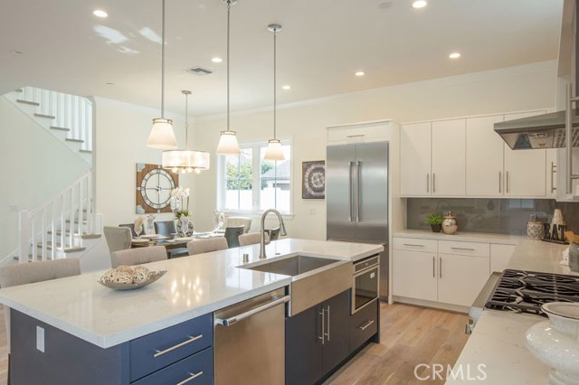 2309 Voorhees Avenue, Redondo Beach, California 90278, 4 Bedrooms Bedrooms, ,3 BathroomsBathrooms,Residential,Sold,Voorhees,SB19081804