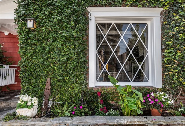 528 Marine Avenue, Manhattan Beach, California 90266, 3 Bedrooms Bedrooms, ,2 BathroomsBathrooms,Residential,Sold,Marine,SB19035532