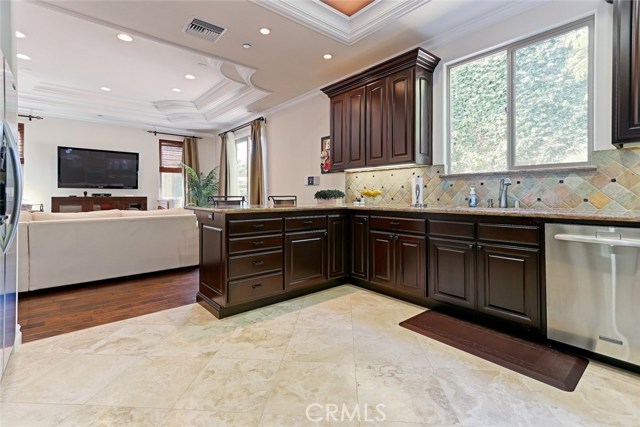 523 Lucia Avenue, Redondo Beach, California 90277, 4 Bedrooms Bedrooms, ,4 BathroomsBathrooms,Residential,Sold,Lucia,SB17150006