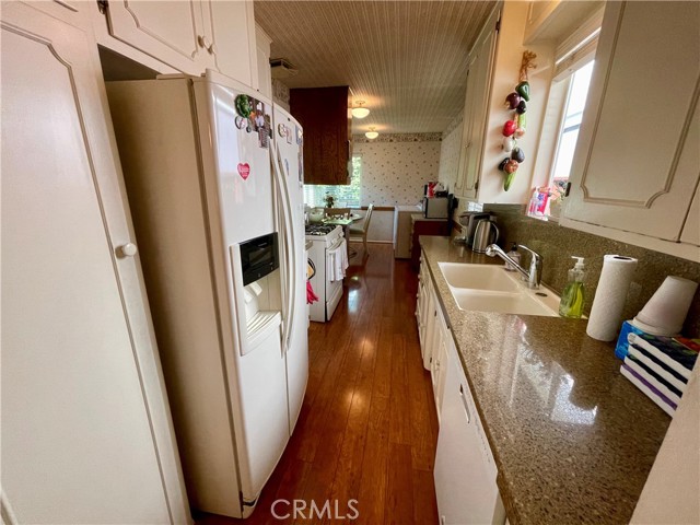 2809 Oak Avenue, Manhattan Beach, California 90266, 3 Bedrooms Bedrooms, ,Residential,Sold,Oak,SB21076143