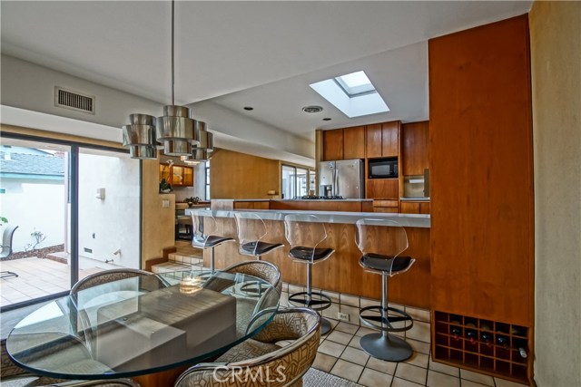 511 Marine Avenue, Manhattan Beach, California 90266, 3 Bedrooms Bedrooms, ,2 BathroomsBathrooms,Residential,Sold,Marine,SB19078478