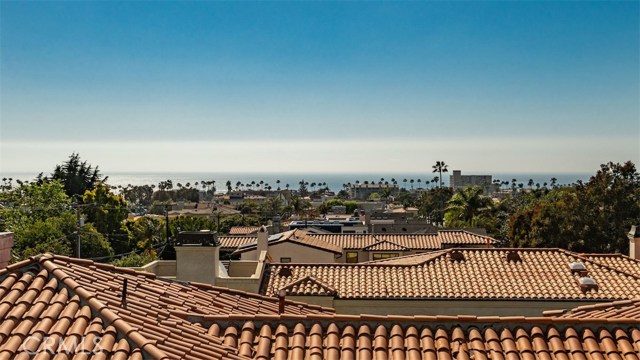 740 Avenue C, Redondo Beach, California 90277, 5 Bedrooms Bedrooms, ,5 BathroomsBathrooms,Residential,Sold,Avenue C,PV20082727