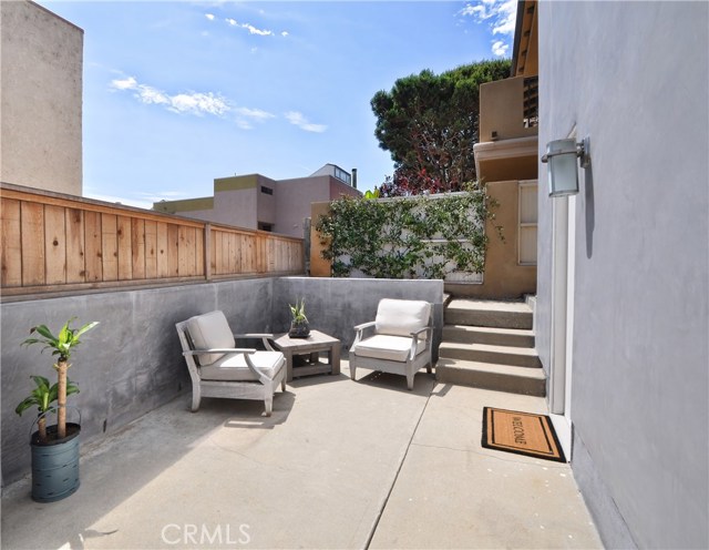 807 Carnelian Street, Redondo Beach, California 90277, 3 Bedrooms Bedrooms, ,2 BathroomsBathrooms,Residential,Sold,Carnelian,SB18167139