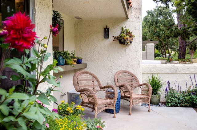 79 Aspen Way, Rolling Hills Estates, California 90274, 2 Bedrooms Bedrooms, ,2 BathroomsBathrooms,Residential,Sold,Aspen,SB18216474