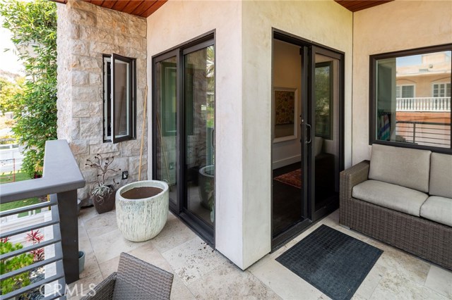 428 32nd Street, Manhattan Beach, California 90266, 4 Bedrooms Bedrooms, ,3 BathroomsBathrooms,Residential,Sold,32nd,SB20046749