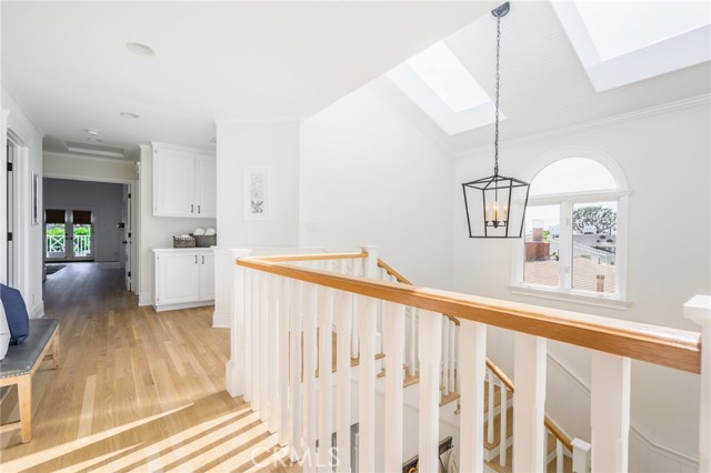 742 27th Street, Manhattan Beach, California 90266, 4 Bedrooms Bedrooms, ,3 BathroomsBathrooms,Residential,Sold,27th,SB19194302