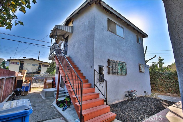 Photo of 842 W 43rd Place, Los Angeles, CA 90037