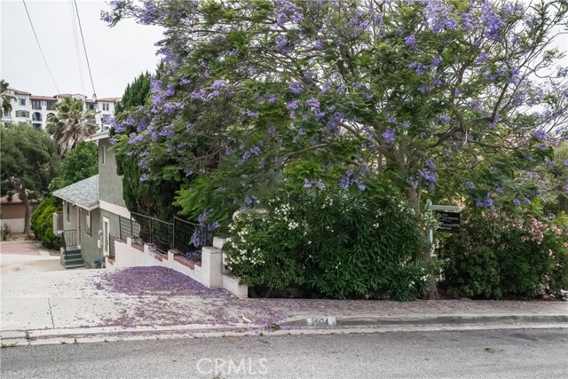 2004 Nelson Avenue, Redondo Beach, California 90278, 4 Bedrooms Bedrooms, ,3 BathroomsBathrooms,Residential,Sold,Nelson,SB17138213