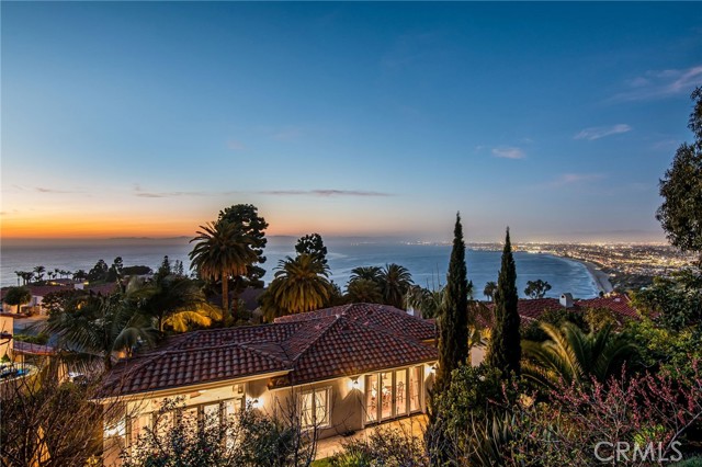 820 Via Somonte, Palos Verdes Estates, California 90274, 4 Bedrooms Bedrooms, ,3 BathroomsBathrooms,Residential,Sold,Via Somonte,SB21058943