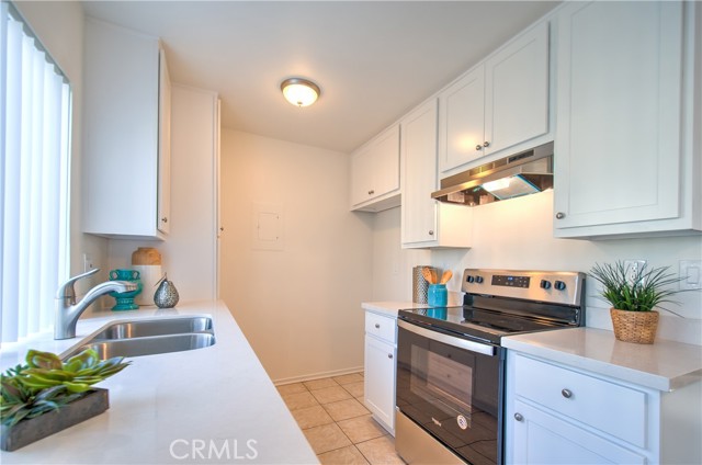 Detail Gallery Image 1 of 1 For 23224 Orange Ave #5,  Lake Forest,  CA 92630 - 1 Beds | 1 Baths