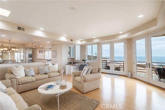 224 14th Street, Manhattan Beach, California 90266, 4 Bedrooms Bedrooms, ,4 BathroomsBathrooms,Residential,Sold,14th,SB19152131