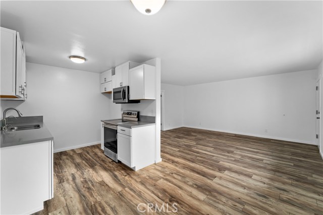 538 Avenue A, Redondo Beach, California 90277, 1 Bedroom Bedrooms, ,1 BathroomBathrooms,Residential,Sold,Avenue A,SB21018007