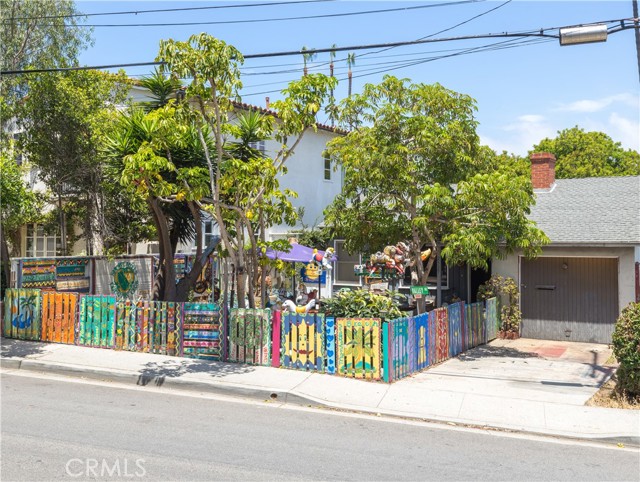 2527 Valley Drive, Manhattan Beach, California 90266, 2 Bedrooms Bedrooms, ,1 BathroomBathrooms,Residential,Sold,Valley,SB21125381