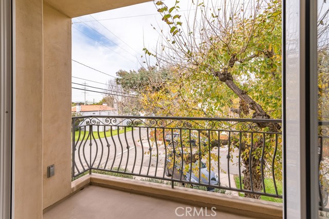 700 36th Street, Manhattan Beach, California 90266, 4 Bedrooms Bedrooms, ,3 BathroomsBathrooms,Residential,Sold,36th,SB19004820