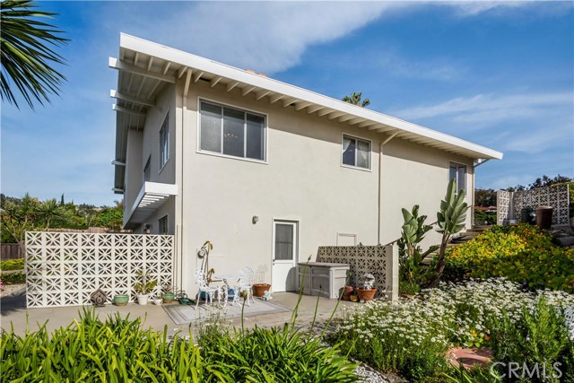 713 Cloyden Square, Palos Verdes Estates, California 90274, 3 Bedrooms Bedrooms, ,2 BathroomsBathrooms,Residential,Sold,Cloyden,SB17088498