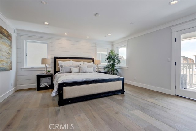 700 Loma Drive, Hermosa Beach, California 90254, 3 Bedrooms Bedrooms, ,3 BathroomsBathrooms,Residential,Sold,Loma,SB18137113