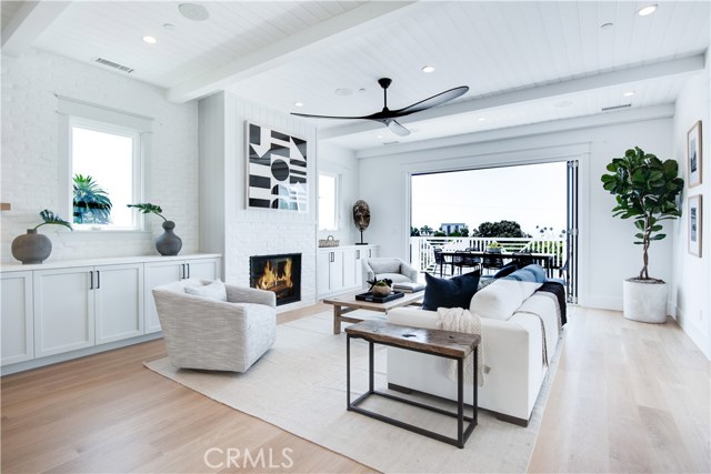 408 Francisca Avenue, Redondo Beach, California 90277, 5 Bedrooms Bedrooms, ,5 BathroomsBathrooms,Residential,Sold,Francisca,SB20169489