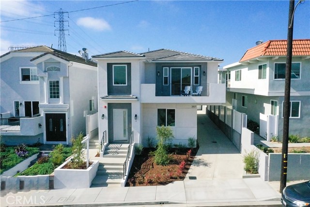 Outside View of Home.