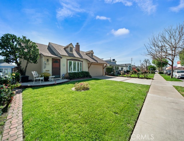 4 Bed Home for Sale in Burbank, California