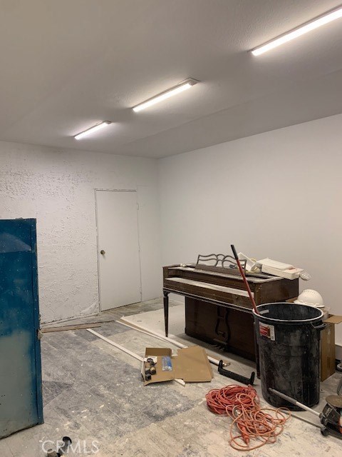 Lake, 92325, ,Commercial,For Sale,Lake,EV20211590