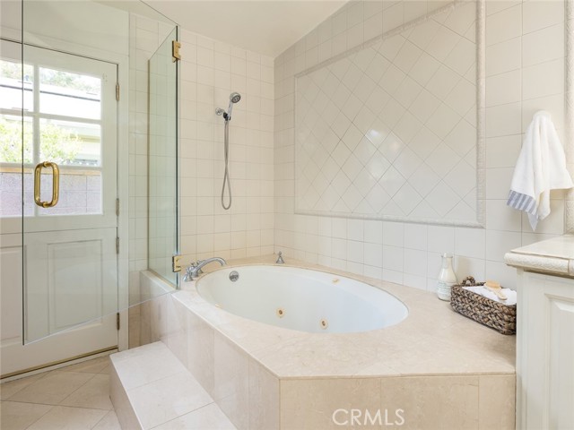 562 31st Street, Manhattan Beach, California 90266, 4 Bedrooms Bedrooms, ,3 BathroomsBathrooms,Residential,Sold,31st,SB21032362